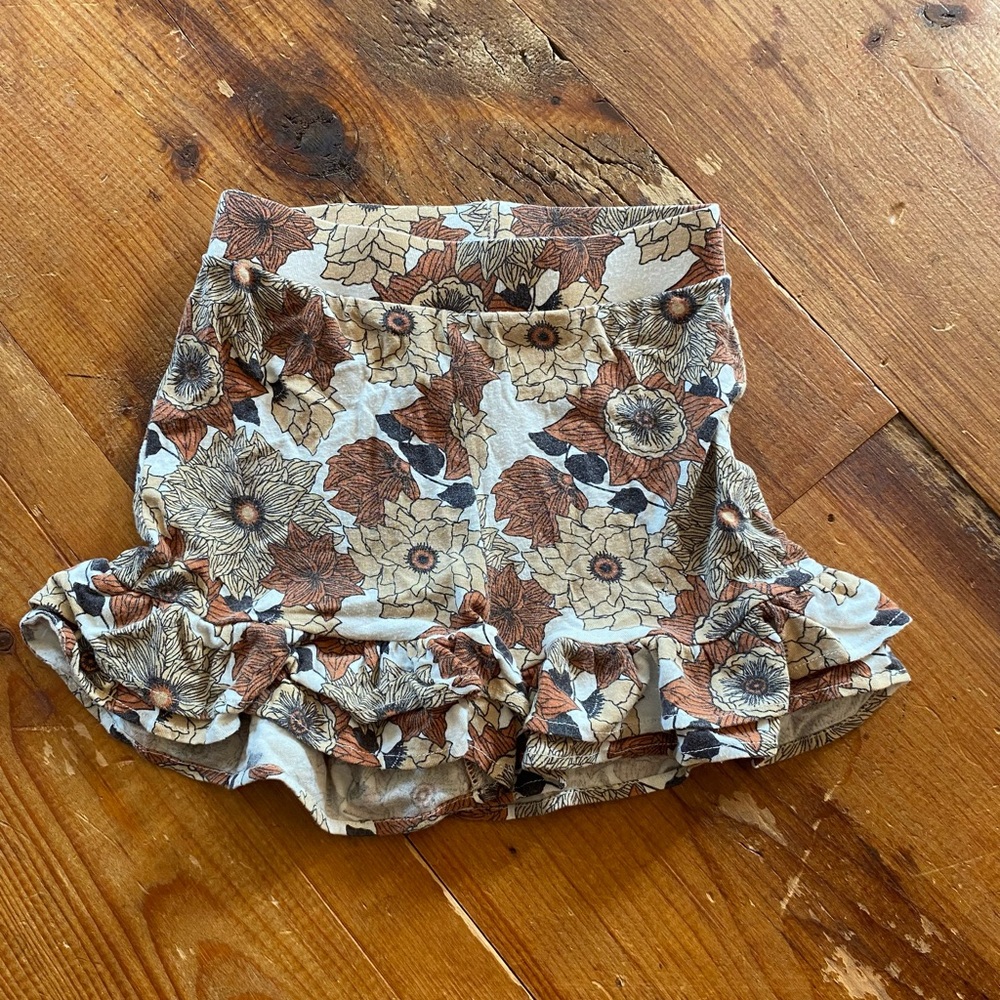 Kate Quinn 4T bamboo shorts mod floral